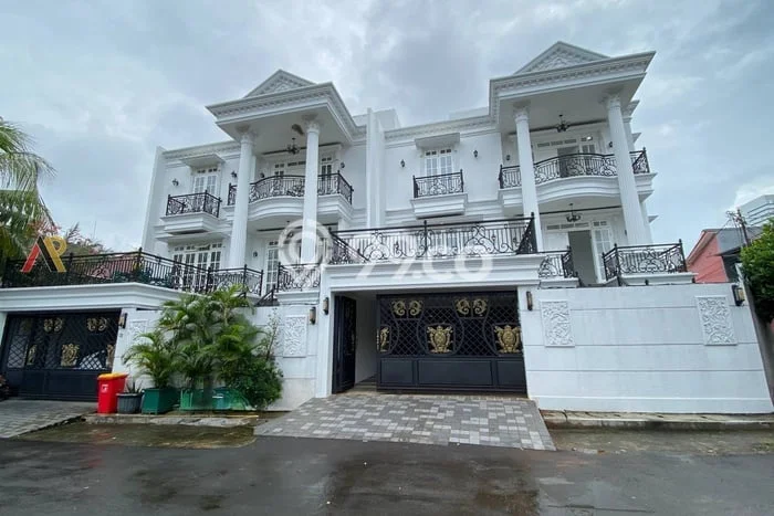 Dijual Rumah Elit Exclusive di Cilandak, Jakarta Selatan Dijual Rumah Elit Exclusive di Cilandak, Jakarta Selatan