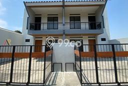 Jual Rumah 2 KT di Pancoran Mas, Depok - LT 94m² Jual Rumah 2 KT di Pancoran Mas, Depok - LT 94m²