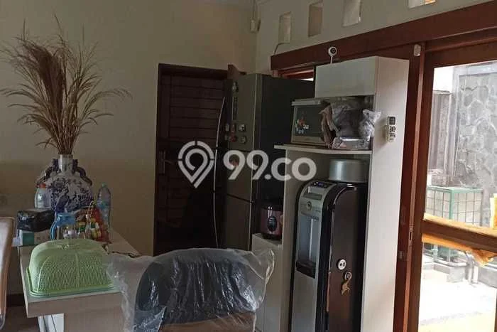 Rumah Eksklusif Siap Huni LT 140m2 di Cinere, Depok Rumah Eksklusif Siap Huni LT 140m2 di Cinere, Depok