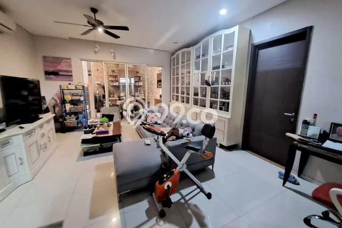Rumah Elit Modern Siap Huni di Lebak Bulus Jakarta Selatan Rumah Elit Modern Siap Huni di Lebak Bulus Jakarta Selatan