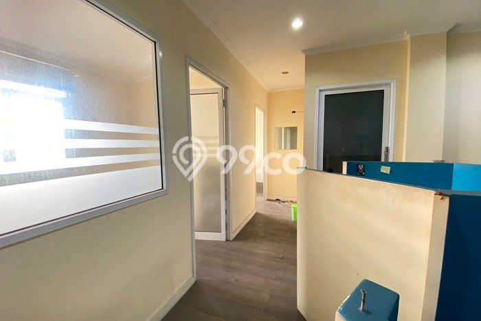 Dijual! Kantor di Kedoya Jakarta Barat LT 210m2 / LB 410m2 Kawasan Strategis Dijual! Kantor di Kedoya Jakarta Barat LT 210m2 / LB 410m2 Kawasan Strategis