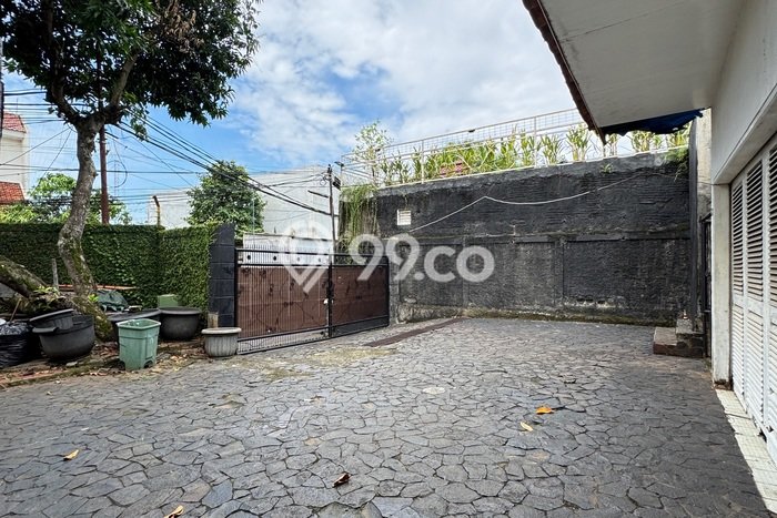 For Sale! Luxury House LT 2492m2 Desain Elegan di Ragunan For Sale! Luxury House LT 2492m2 Desain Elegan di Ragunan