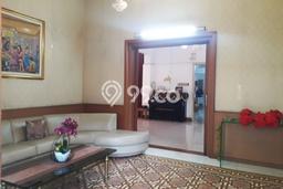 Dijual Rumah Mewah Elegan Dengan View Cantik di Sumurbandung, Bandung Dijual Rumah Mewah Elegan Dengan View Cantik di Sumurbandung, Bandung