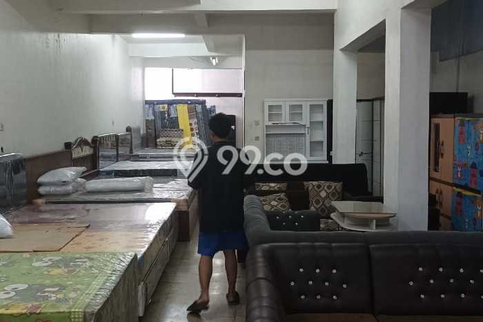 Ruko Dijual di Bandung LT 317m2 & LB 700m2 Lokasi Terbaik! Ruko Dijual di Bandung LT 317m2 & LB 700m2 Lokasi Terbaik!