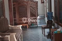 For Sale Rumah 5 Kamar Lokasi Ideal Bagus dan Strategis di Kiaracondong For Sale Rumah 5 Kamar Lokasi Ideal Bagus dan Strategis di Kiaracondong