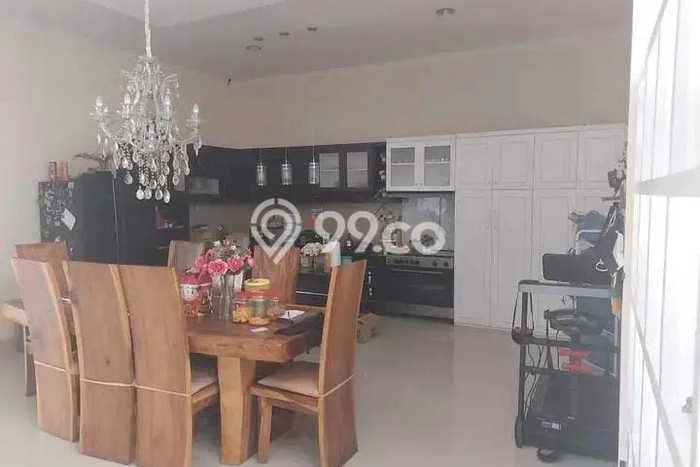 Bisa KPR! Rumah Strategis area Parongpong, Luas 635m2m² LB 340m2m² Bisa KPR! Rumah Strategis area Parongpong, Luas 635m2m² LB 340m2m²