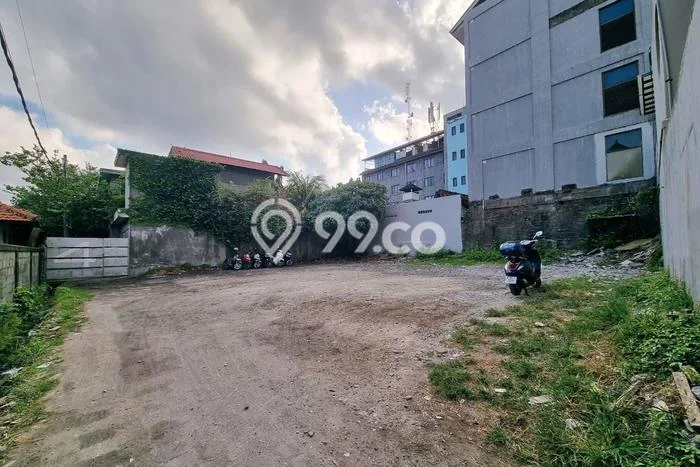 Tanah Dijual Area Strategis di Petitenget Badung 300m2 Tanah Dijual Area Strategis di Petitenget Badung 300m2