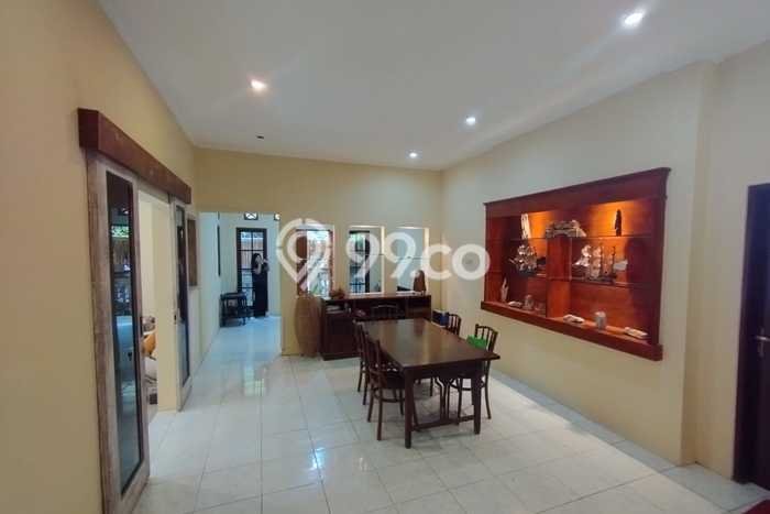 DIJUAL! Vila di , Luas 200m2m², Lokasi Strategis DIJUAL! Vila di , Luas 200m2m², Lokasi Strategis