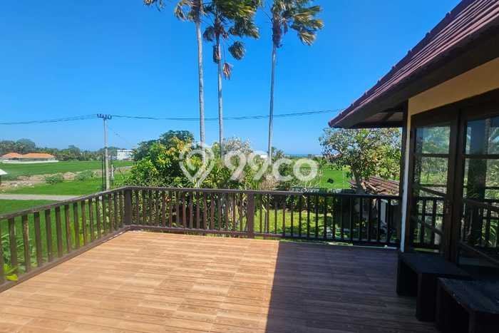 Vila Terawat Kawasan , Ukuran 785m2m², Lokasi Strategis dengan akses mudah Vila Terawat Kawasan , Ukuran 785m2m², Lokasi Strategis dengan akses mudah