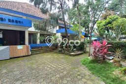 Rumah Mewah LB 400m2 Siap Huni Desain Elegan di Burangrang, Bandung Rumah Mewah LB 400m2 Siap Huni Desain Elegan di Burangrang, Bandung