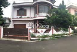 Rumah Elit LB 400m2 Siap Pakai Desain Elegan di Pasteur, Bandung Rumah Elit LB 400m2 Siap Pakai Desain Elegan di Pasteur, Bandung