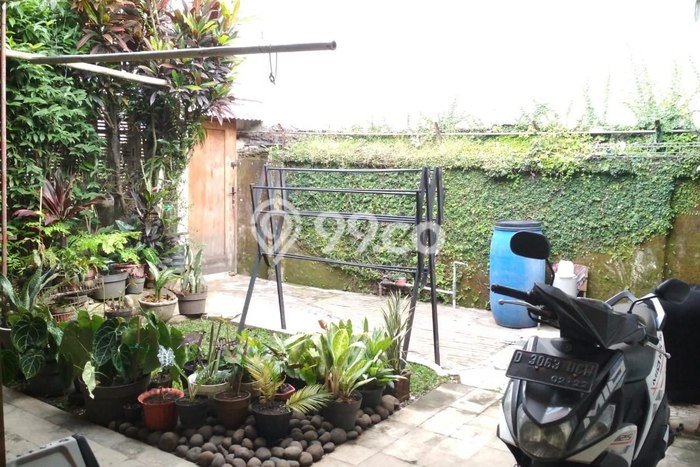Rumah Luxury Modern Siap Huni di Burangrang Bandung Rumah Luxury Modern Siap Huni di Burangrang Bandung