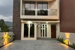 Hunian Mewah LB 259m2 Siap Huni Desain Elegan di Dago Pakar, Bandung Hunian Mewah LB 259m2 Siap Huni Desain Elegan di Dago Pakar, Bandung
