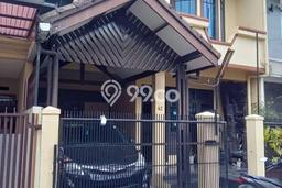 For Sale Rumah 5 Kamar Lokasi Ideal Nyaman dan Strategis di Antapani For Sale Rumah 5 Kamar Lokasi Ideal Nyaman dan Strategis di Antapani