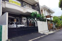 Dijual Rumah Mewah Elegan Dengan View Cantik di Kayu Putih, Jakarta Timur Dijual Rumah Mewah Elegan Dengan View Cantik di Kayu Putih, Jakarta Timur