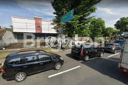 RUKO USAHA STRATEGIS DAN TERAWAT JALAN MAGELANG RUKO USAHA STRATEGIS DAN TERAWAT JALAN MAGELANG