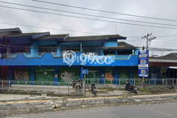 Ruko Disewa di Sleman dengan LB 250m2 Area Komersial Ramai Ruko Disewa di Sleman dengan LB 250m2 Area Komersial Ramai