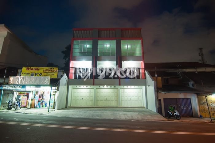 PELUANG EMAS! Ruko di Wirobrajan, Luas 180m², Nilai Profit Tinggi PELUANG EMAS! Ruko di Wirobrajan, Luas 180m², Nilai Profit Tinggi