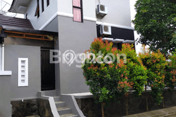 FEATURED! Rumah kawasan Ngaglik, 3 KT, Lokasi Strategis, LT 150m² LB 100m² FEATURED! Rumah kawasan Ngaglik, 3 KT, Lokasi Strategis, LT 150m² LB 100m²