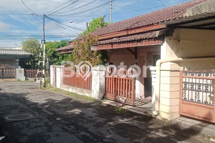 Jual Rumah Strategis Bagus Punya 4 KT di Ngaglik Sleman SHM Jual Rumah Strategis Bagus Punya 4 KT di Ngaglik Sleman SHM