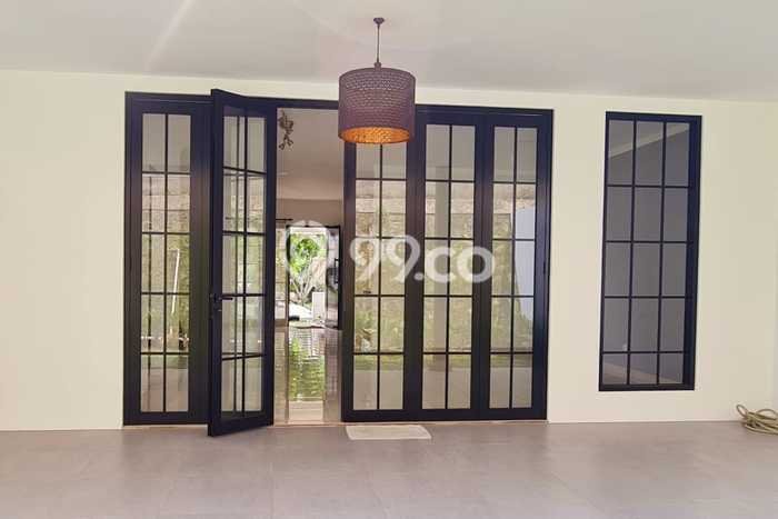 Dijual Rumah Mewah Elegan Dengan View Cantik di Sektor 9-Bintaro, Tangerang Selatan Dijual Rumah Mewah Elegan Dengan View Cantik di Sektor 9-Bintaro, Tangerang Selatan
