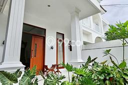 Rumah Luxury Modern Siap Huni di Sektor 2 - Bintaro Jakarta Selatan Rumah Luxury Modern Siap Huni di Sektor 2 - Bintaro Jakarta Selatan