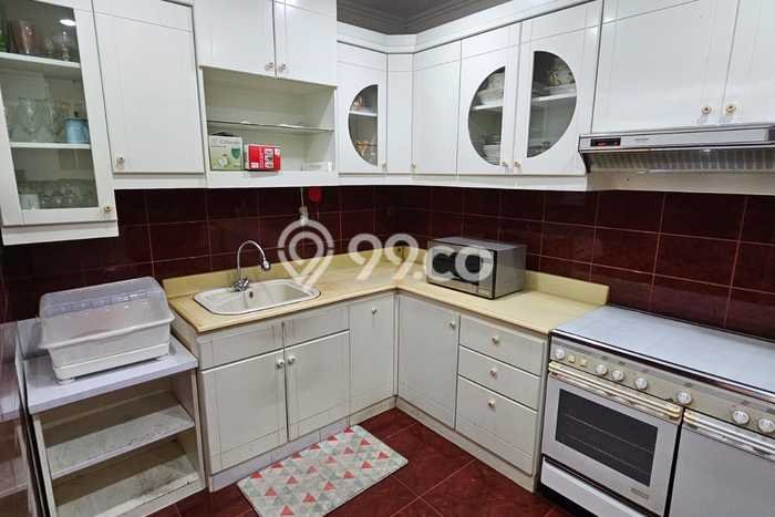 Hot Offer Hunian Premium Ideal dan Luas di Ciputat Timur, Tangerang Selatan Hot Offer Hunian Premium Ideal dan Luas di Ciputat Timur, Tangerang Selatan