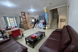 Ready to Use! Premium House LT 180m2 Desain Elegan di Pantai Indah Kapuk Ready to Use! Premium House LT 180m2 Desain Elegan di Pantai Indah Kapuk