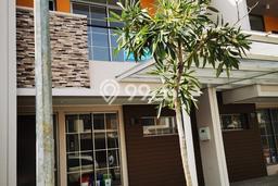 Disewakan! Rumah 3 Kamar Tidur &
3 Kamar Mandi di Pantai Indah Kapuk 2, Jakarta Utara Disewakan! Rumah 3 Kamar Tidur &
3 Kamar Mandi di Pantai Indah Kapuk 2, Jakarta Utara
