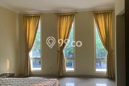 Rumah sewa siap huni 4 Kamar Tidur di Pantai Indah Kapuk, Jakarta Utara Rumah sewa siap huni 4 Kamar Tidur di Pantai Indah Kapuk, Jakarta Utara