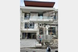 For Sale! Premium House LT 313m2 Desain Elegan di Pakuwon Indah For Sale! Premium House LT 313m2 Desain Elegan di Pakuwon Indah