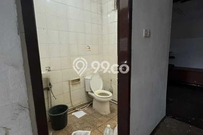 Disewakan Ruko di Pusat Kota Tangerang Selatan Ramai Strategis Disewakan Ruko di Pusat Kota Tangerang Selatan Ramai Strategis