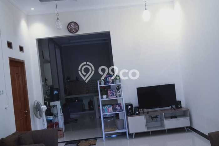 Rumah Luas Asri 4 KT Siap Pakai di Sentul City Bogor Rumah Luas Asri 4 KT Siap Pakai di Sentul City Bogor