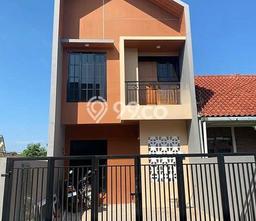Dijual Cepat Rumah Bagus Siap Huni LB 120m2 di Arcamanik, Bandung Dijual Cepat Rumah Bagus Siap Huni LB 120m2 di Arcamanik, Bandung