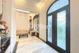 Hunian Mewah Dijual LT 294m2 di Kelapa Gading, Jakarta Utara Hunian Mewah Dijual LT 294m2 di Kelapa Gading, Jakarta Utara