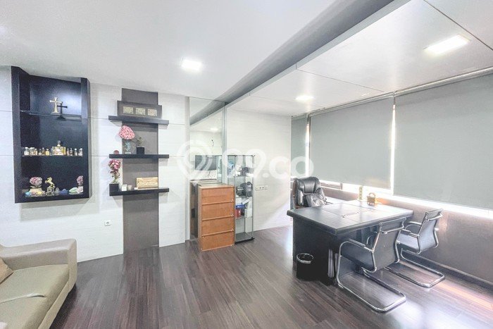 Ruko di , Luas 600m2m², Area Komersial, Lokasi Strategis Ruko di , Luas 600m2m², Area Komersial, Lokasi Strategis