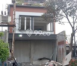 Unit Ruko Dijual di Surabaya LT 112m2 & LB 280m2 Unit Ruko Dijual di Surabaya LT 112m2 & LB 280m2