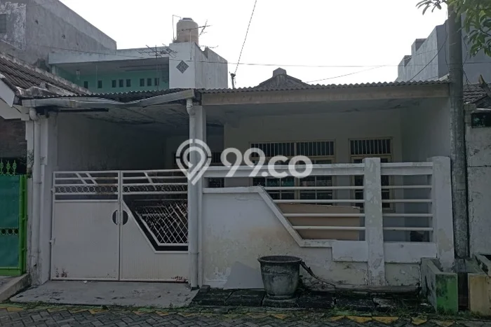 Dijual Hunian Rumah Terawat 2 Kamar di Surabaya Kota, Surabaya Dijual Hunian Rumah Terawat 2 Kamar di Surabaya Kota, Surabaya