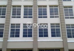 Disewakan Ruko di Kawasan Ramai Green Lake City Luas 236m2 Disewakan Ruko di Kawasan Ramai Green Lake City Luas 236m2