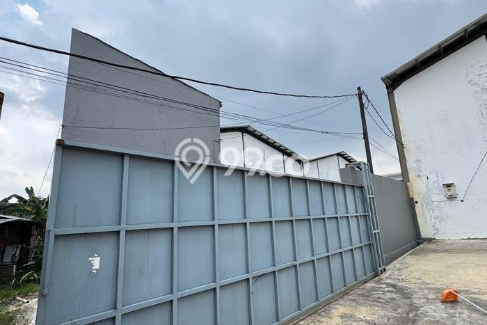 Gudang disewakan di Cipondoh Tangerang dengan luas bangunan 900m2 Gudang disewakan di Cipondoh Tangerang dengan luas bangunan 900m2
