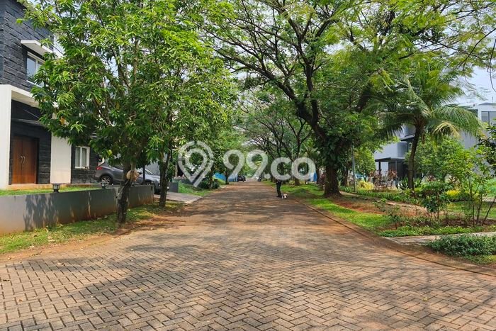Hunian Elit LB 550m2 Siap Pakai Desain Elegan di Joglo, Jakarta Barat Hunian Elit LB 550m2 Siap Pakai Desain Elegan di Joglo, Jakarta Barat