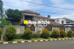 Rumah Elit LB 500m2 Siap Huni Desain Elegan di Alfa Indah, Jakarta Barat Rumah Elit LB 500m2 Siap Huni Desain Elegan di Alfa Indah, Jakarta Barat