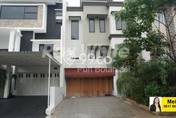 Rumah Strategis di Meruya, Akses ke Meruya, Jakarta Barat, Jakarta Barat - 4 KT Rumah Strategis di Meruya, Akses ke Meruya, Jakarta Barat, Jakarta Barat - 4 KT