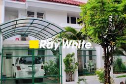 Rumah Elit Modern Tanpa Renovasi di Permata Buana Jakarta Barat Rumah Elit Modern Tanpa Renovasi di Permata Buana Jakarta Barat