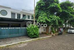 Rumah di Cinere, Depok, LT 443m2m² Bangunan 500m2m² Rumah di Cinere, Depok, LT 443m2m² Bangunan 500m2m²