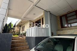 For Sale Rumah 4 Kamar Lokasi Ideal Nyaman dan Strategis di Cinere For Sale Rumah 4 Kamar Lokasi Ideal Nyaman dan Strategis di Cinere