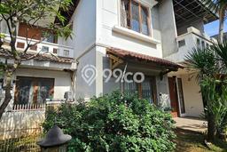 For Sale! Luxury House LT 303m2 Desain Elegan di Cinere For Sale! Luxury House LT 303m2 Desain Elegan di Cinere