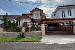 Rumah Elit LB 311m2 Siap Huni Desain Elegan di Bintaro, Jakarta Selatan Rumah Elit LB 311m2 Siap Huni Desain Elegan di Bintaro, Jakarta Selatan