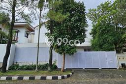 Dijual Rumah Premium dengan Fasilitas Sekitar Lengkap di Cinere, Depok Dijual Rumah Premium dengan Fasilitas Sekitar Lengkap di Cinere, Depok