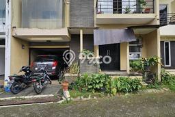 For Sale Rumah 3 Kamar Lokasi Strategis Bagus dan Strategis di Cinere For Sale Rumah 3 Kamar Lokasi Strategis Bagus dan Strategis di Cinere